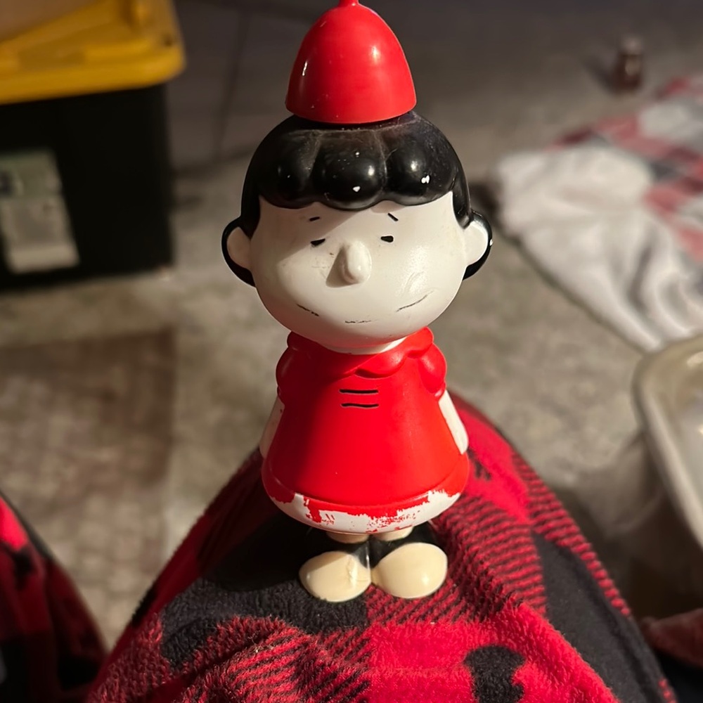 Avon Red and Black Playful Lucy Figurine